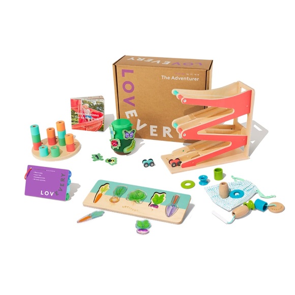 Lovevery Toys Lovevery The Pioneer The Adventurer Play Kit Months 6